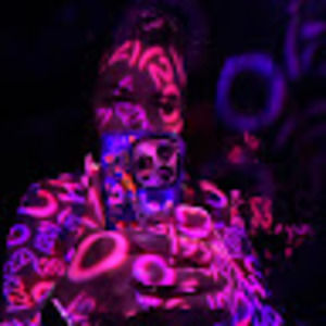 Meet your Posher, Astrid